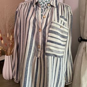 We the Free linen tunic style shirt